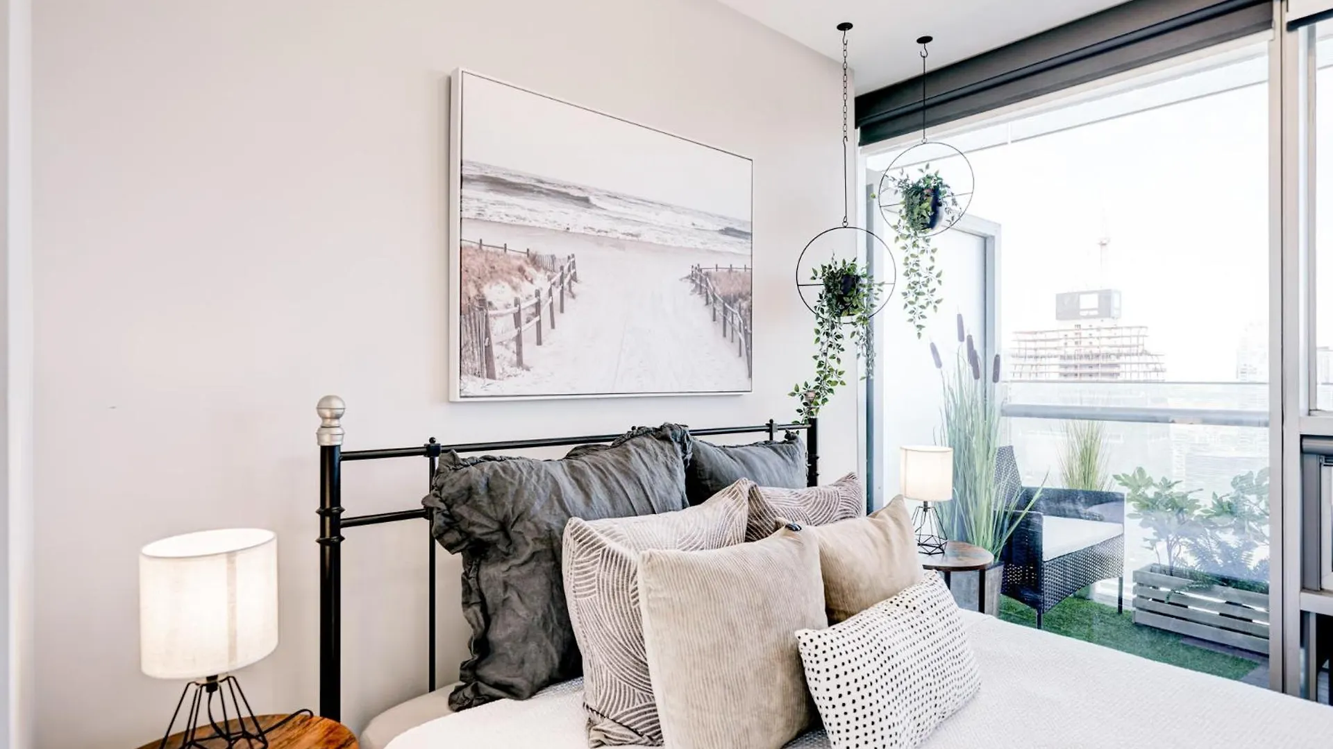 Royal York Suites Toronto Apartment