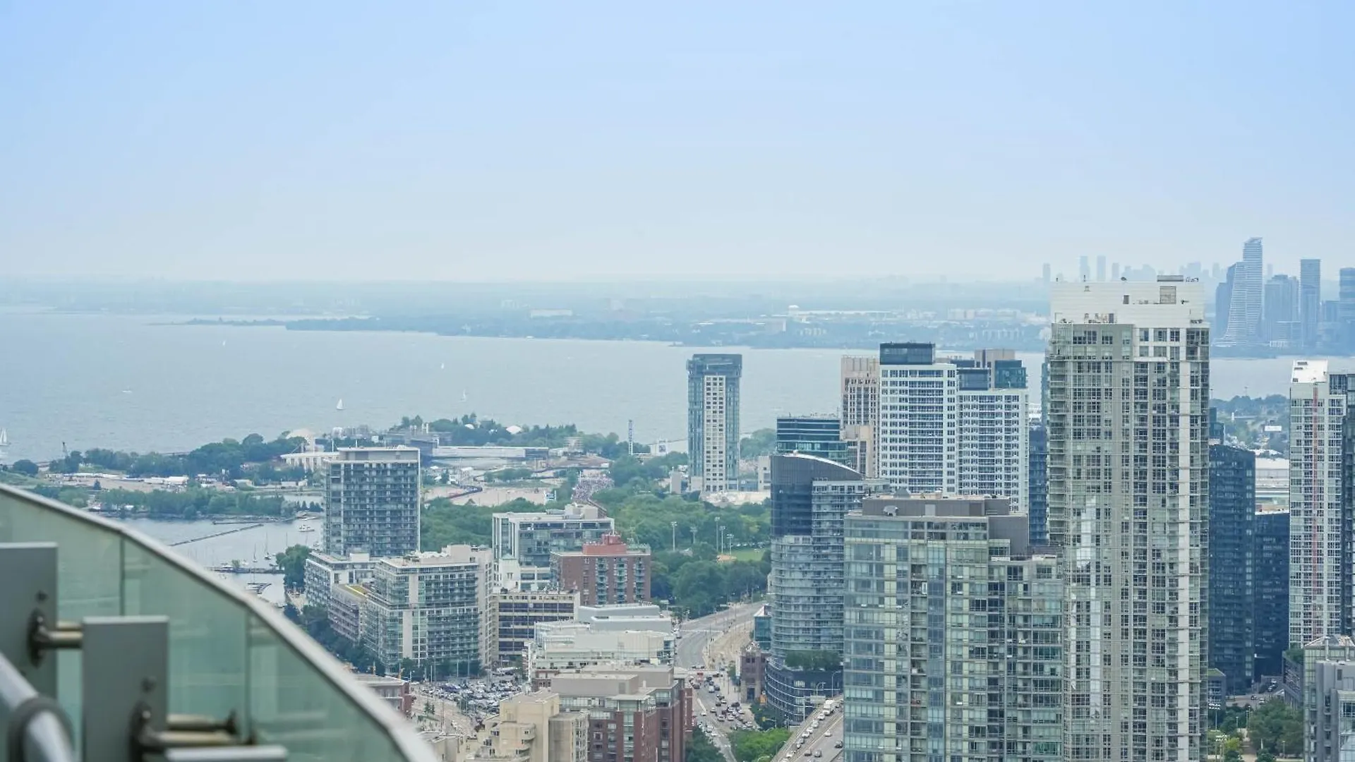 Royal York Suites Toronto