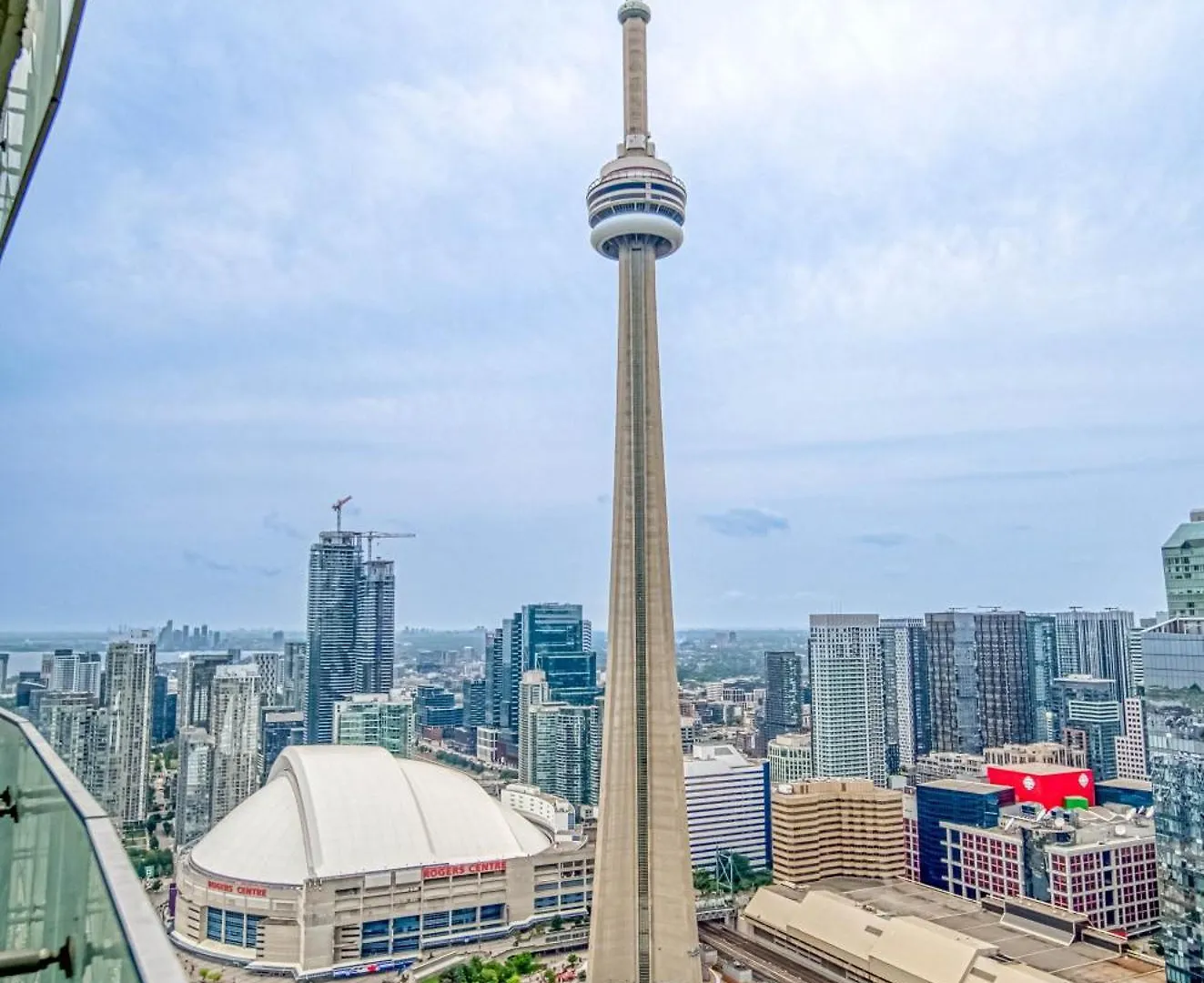 Royal York Suites Toronto Apartment